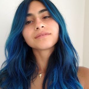 Meet your Posher, Damaris